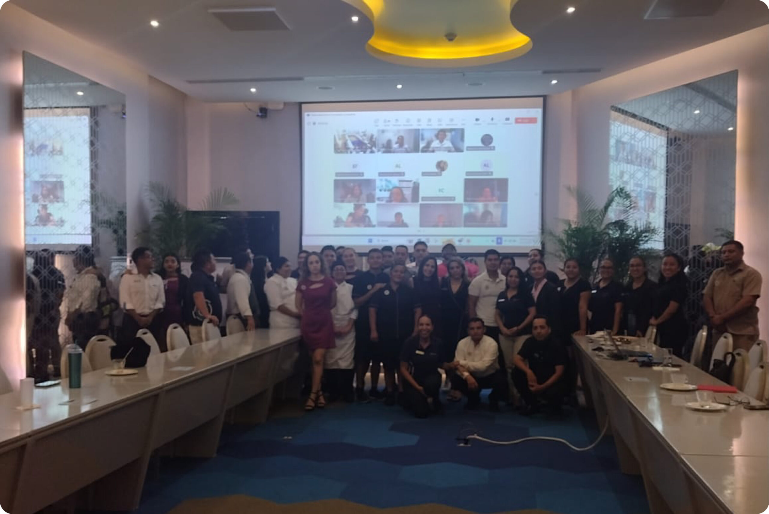 Éxito en la Capacitación sobre “El Agua y la Salud Única” en Hoteles Desire Riviera Maya y Pearl Resort
